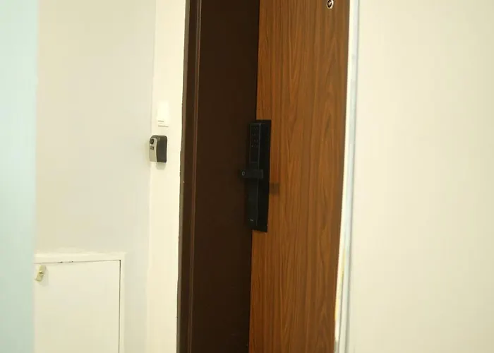 M's Downtown Homely Apartman *