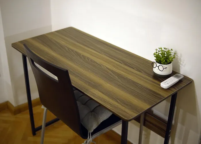 M's Downtown Homely Apartment