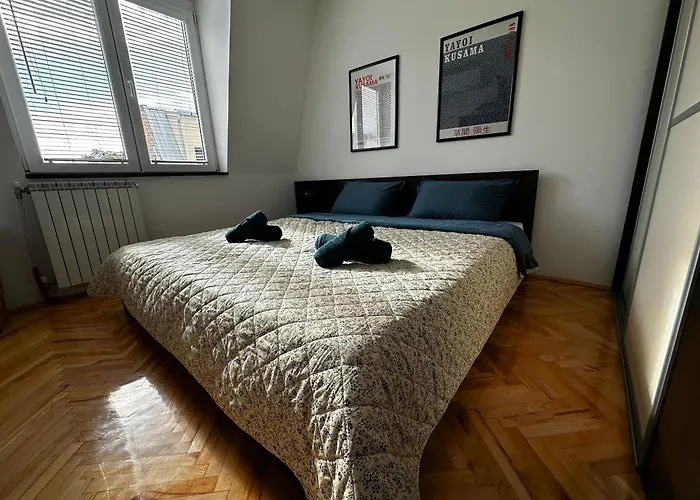 Apartman M's Downtown Homely Szkopje